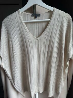 Adrianna Papell Cream Ribbed V-Neck Sweater
